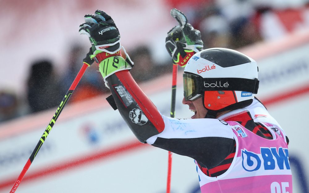 Stefan Brennsteiner, hier beim Weltcup-Rennen in Adelboden, gewinnt den 2. Europacup-Riesenslalom in Courchevel. – Foto: GEPA pictures