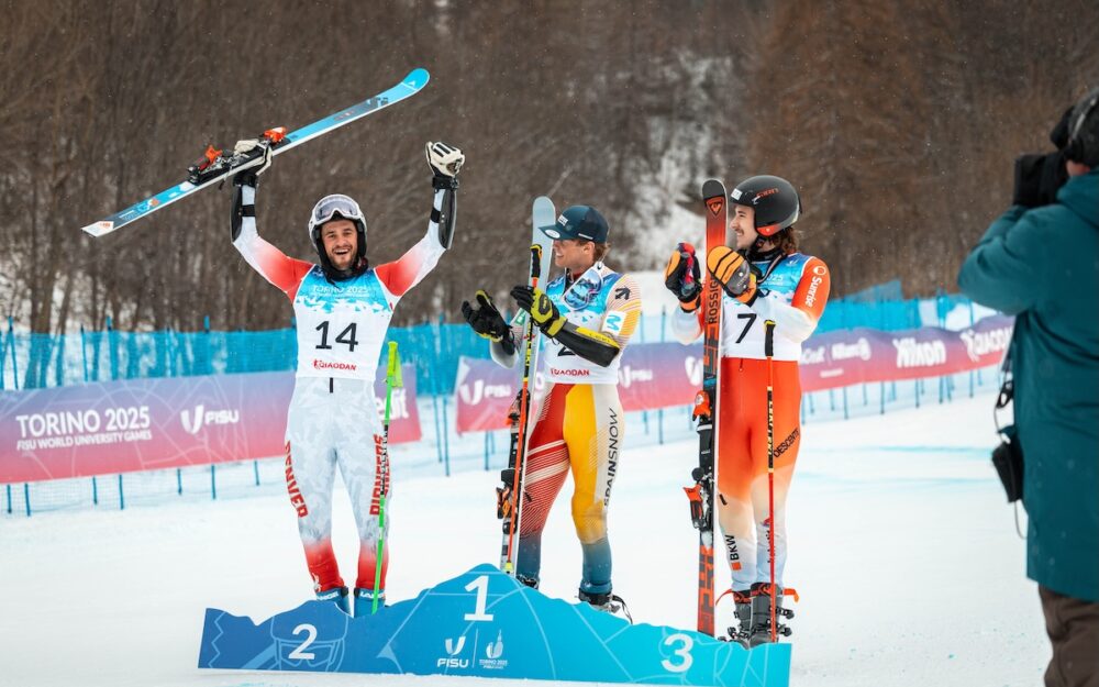 Loic Chable (links) und Nick Spörri (rechts) mussten dem Spanier Aleix Aubert Serracanta die Goldmedaille überlassen. – Foto: Swiss University Sports