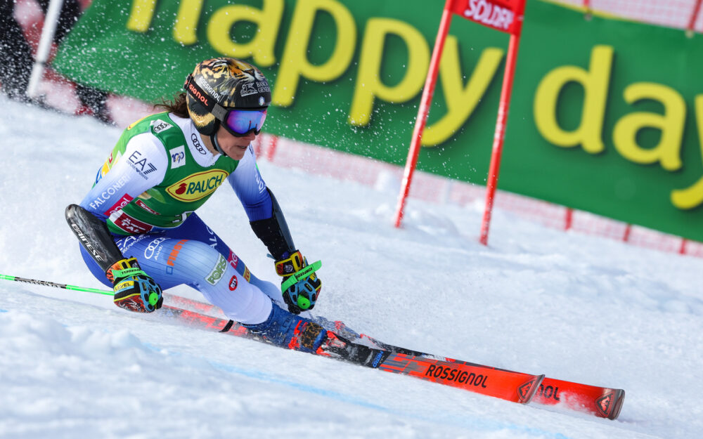 Federica Brignone gewinnt den Saisonauftakt in Sölden. – Foto: GEPA pictures