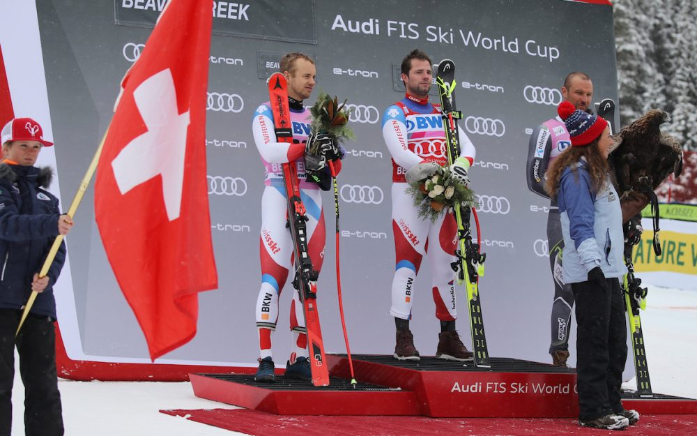 Zwei Schweizer auf dem Podest: Mauro Caviezel (2.), Sieger Beat Feuz und Aksel Lund Svindal (3.). – Foto: GEPA pictures