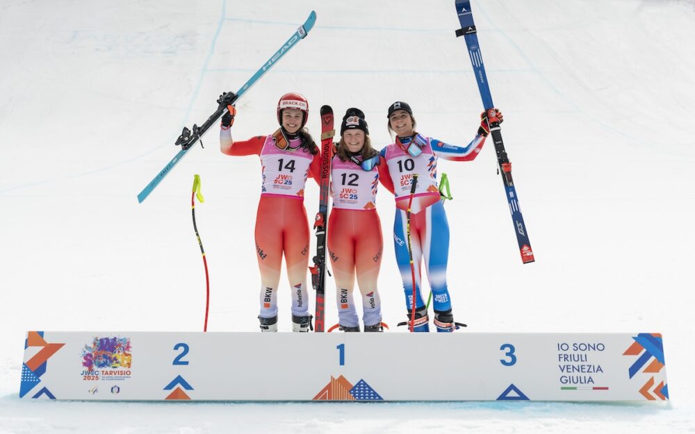 Jasmin Mathis, Stefanie Grob und Garance Meyer (v.l.). – Foto: Fabrice_Gallina / fisalpine / fvglive