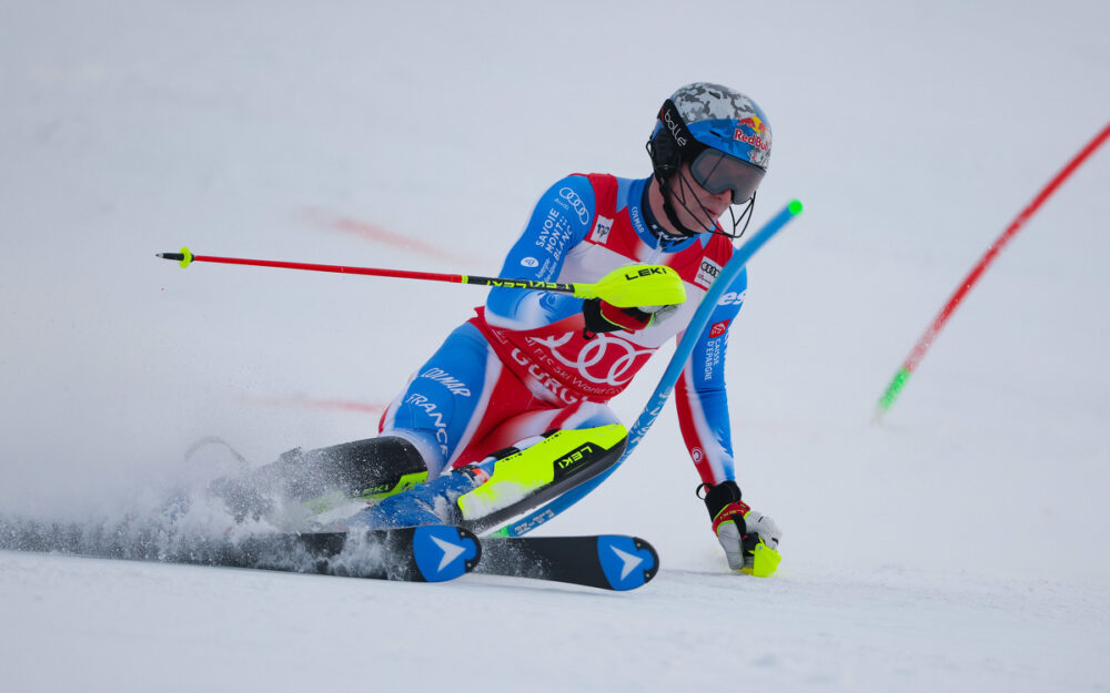 Clement Noel – im 1. Lauf des Gurgl-Slaloms eine Klasse für sich. – Foto: GEPA pictures