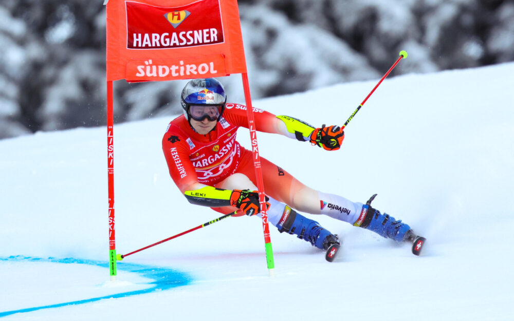 Guck mal, wer da fährt... Marco Odermatt auf der "Gran Risa" unterwegs. – Foto: GEPA pictures