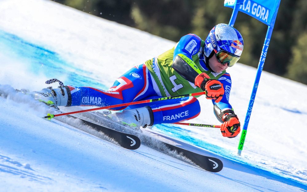 Alexis Pinturault fand den schnellsten Weg ins Ziel und führt nach dem 1. Lauf des Riesenslaloms von Kranjska Gora. – Foto: GEPA pictures