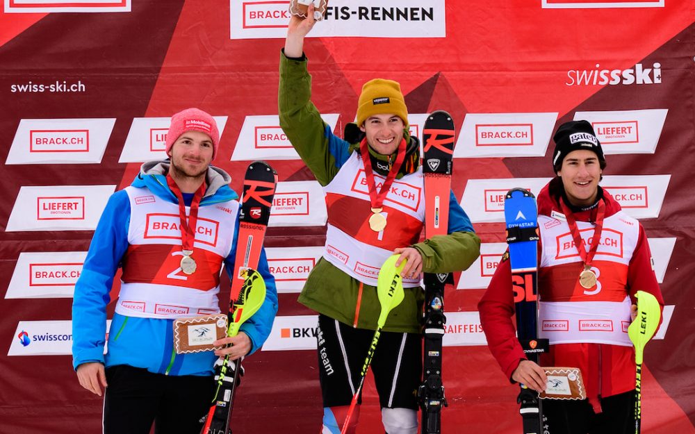 Federico Toscano, Luc Roduit und Andri Moser (v.l.) bei der Siegerehrung U21. – Foto: rk-photography.ch