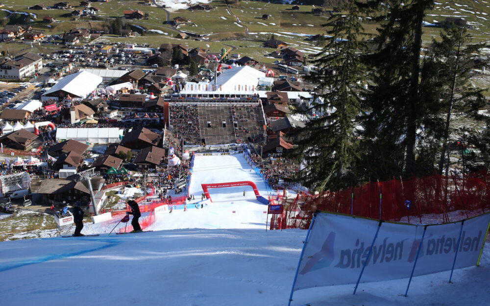 Wenig Schnee in Adelboden – ein Szenario, das in Zukunft öfter der Fall sein könnte. – Foto: GEPA pictures